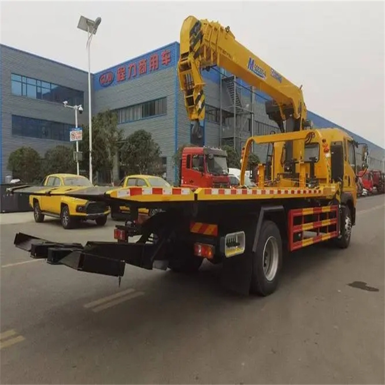 响水县附近小随车吊出租电话，轻松解决搬运烦恼