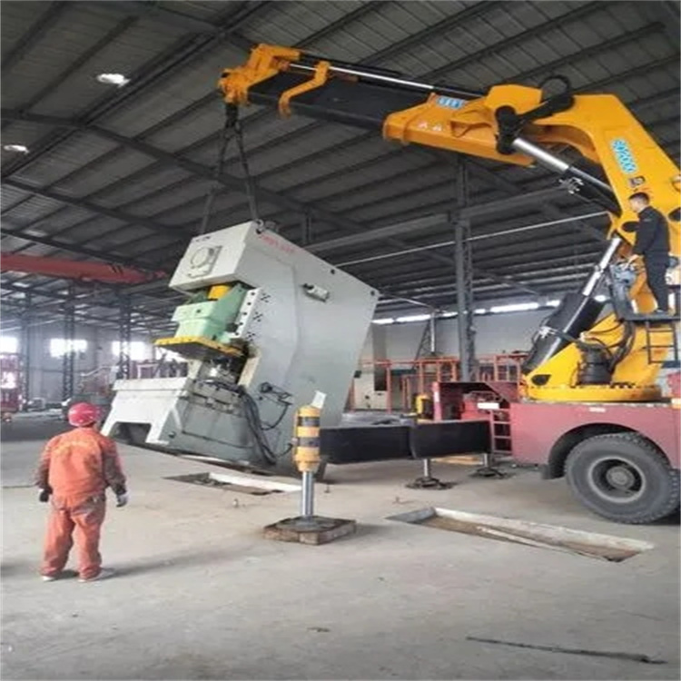 响水县80吨折臂吊车出租附近电话