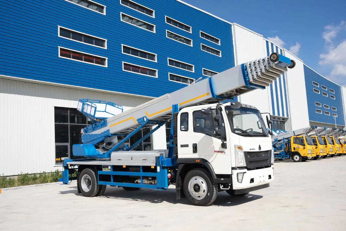 响水县出租云梯车高空作业车 建筑垃圾搬运