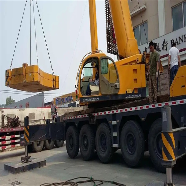 响水县当地吊车出租|机器吊装|75吨|工厂搬迁服务